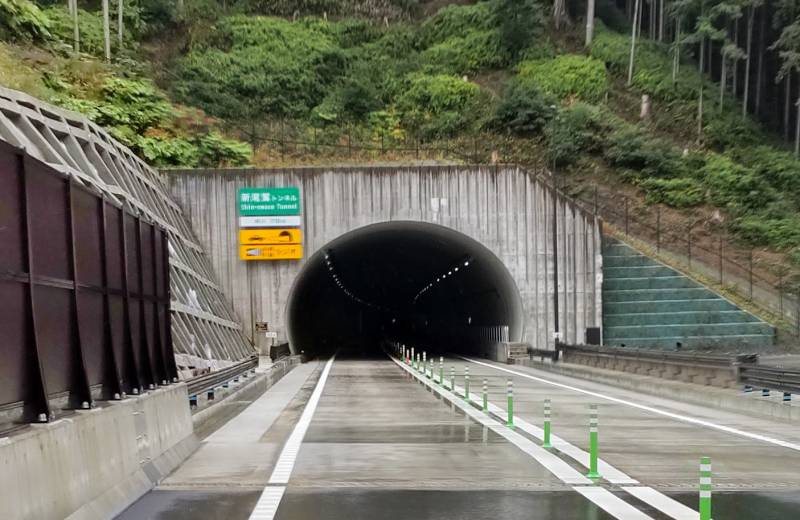 薄型水路・トンネルウォール/新尾鷲トンネル