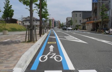 自転車に優しい側溝/愛知県豊橋市